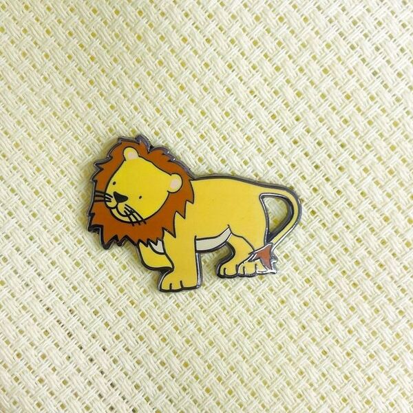 Leo The Lion Needle minder