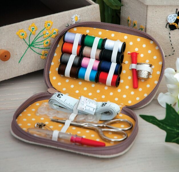 Sewing Kit: Bee